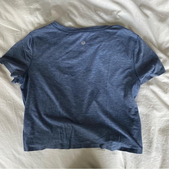 Lululemon shirt - Picture 3 of 5